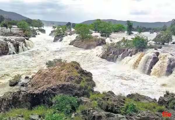 மேகதாது விவகாரம்: 30 பேர் கொண்ட  குழுவை அமைத்தது கர்நாடக அரசு